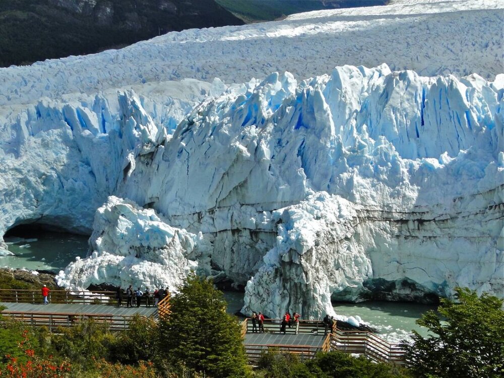Perito_Moreno_Glacier3_lr.thumb.jpg.ff5110651da2550a8a5d63320c99f910.jpg