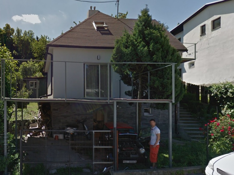 5ac25ee1931dc_Lukashouse.jpg.e4081647668d636107b24a719bd44139.jpg