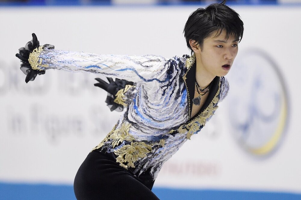 16-02-19-Yuzuru-Hanyu-inside-05.jpg