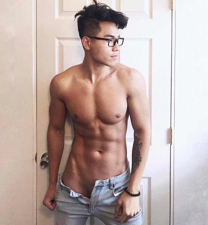 tumblr_oyj76jQyCG1sinlkpo1_1280.thumb.jpg.5ac4558a565cd73e31da9a4d8f5589d9.jpg