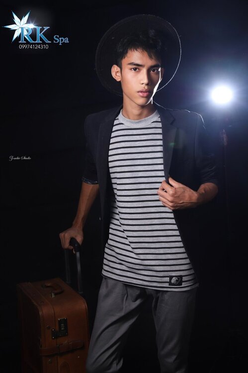 FMp9rwgagAAP4Tb.thumb.jpg.b74310e5c8376282c053e126eea2a2a8.jpg