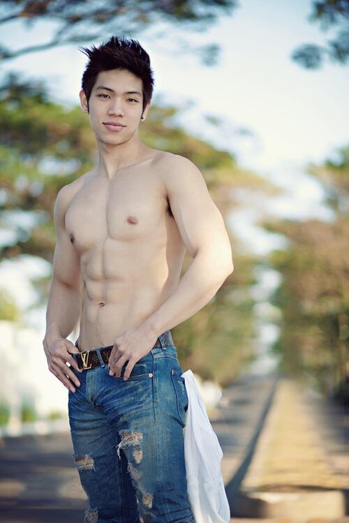 itumblr_ngwvnaSUCJ1rpsvbxo1_1280.thumb.jpg.1d1182ac3a2bdc5b2c9e03ccdb0ff606.jpg