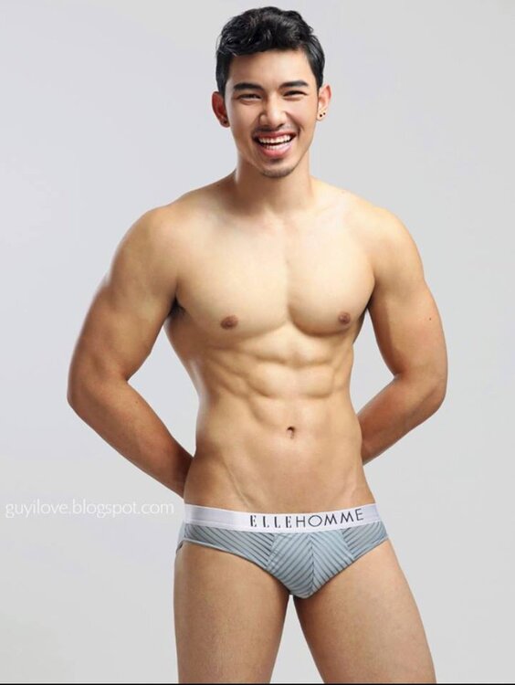 jtumblr_nniuueqDZn1t9v129o1_1280.thumb.jpg.e292bb927f723ae3b126a88e3eb27c5b.jpg