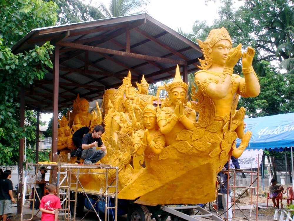 Ubon_Candle_lr1.thumb.jpg.29b5d993de45fcca856fc593540aef99.jpg