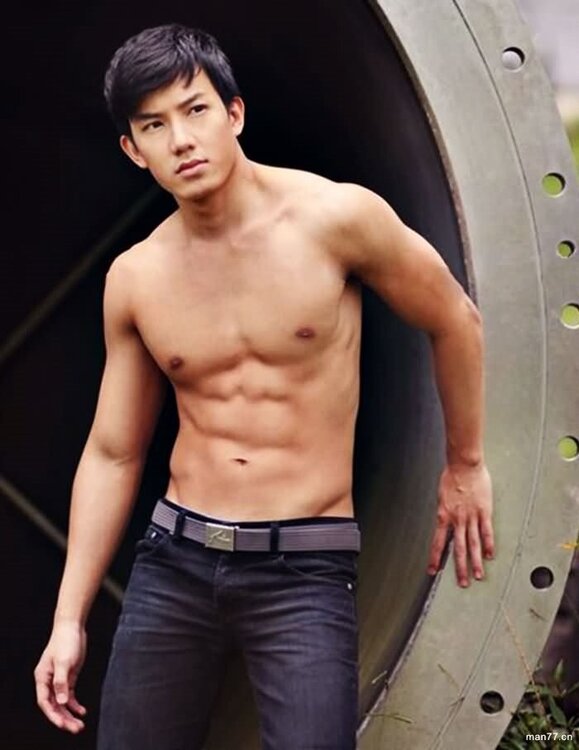 itumblr_o059mdGkwY1t5bnb4o1_1280.thumb.jpg.d732ff8b16b00357ce2bbd326f90a0cb.jpg
