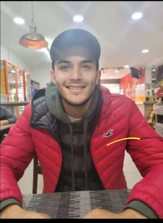 Screenshot_20220401-112707_Grindr.thumb.jpg.d257393f338c2e6deb3d6e02c0272ff4.jpg