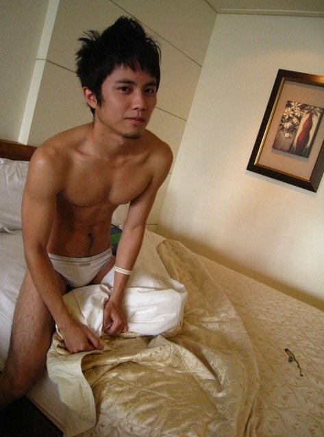 tumblr_nco1mgfA1s1swbo8go3_500.jpg.ab2dcb7777a2ec53dd3eaf5b955d830f.jpg