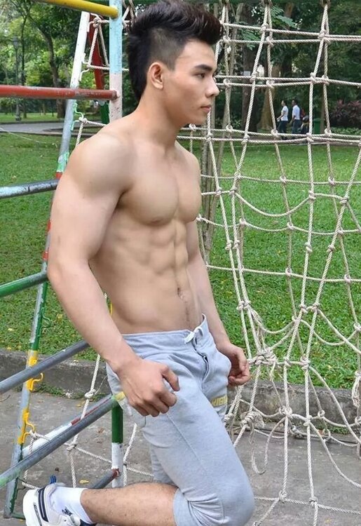 tumblr_ncx24bbsln1rg4prlo1_1280.thumb.jpg.4863f2fd67bc56d3d659dca29f49e0e4.jpg