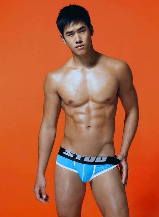 tumblr_ndyrg1mCqn1rykyp8o2_1280.thumb.jpg.e392c94cc9f41b4091571f3a9912b598.jpg