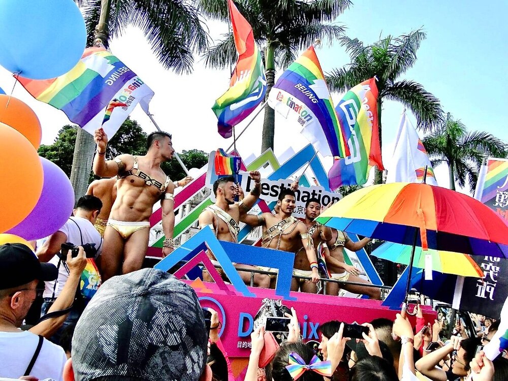 TPE_Pride_2018_lr18.thumb.jpg.74a7fd43ea759e89b9edf3f5a1dab0b6.jpg