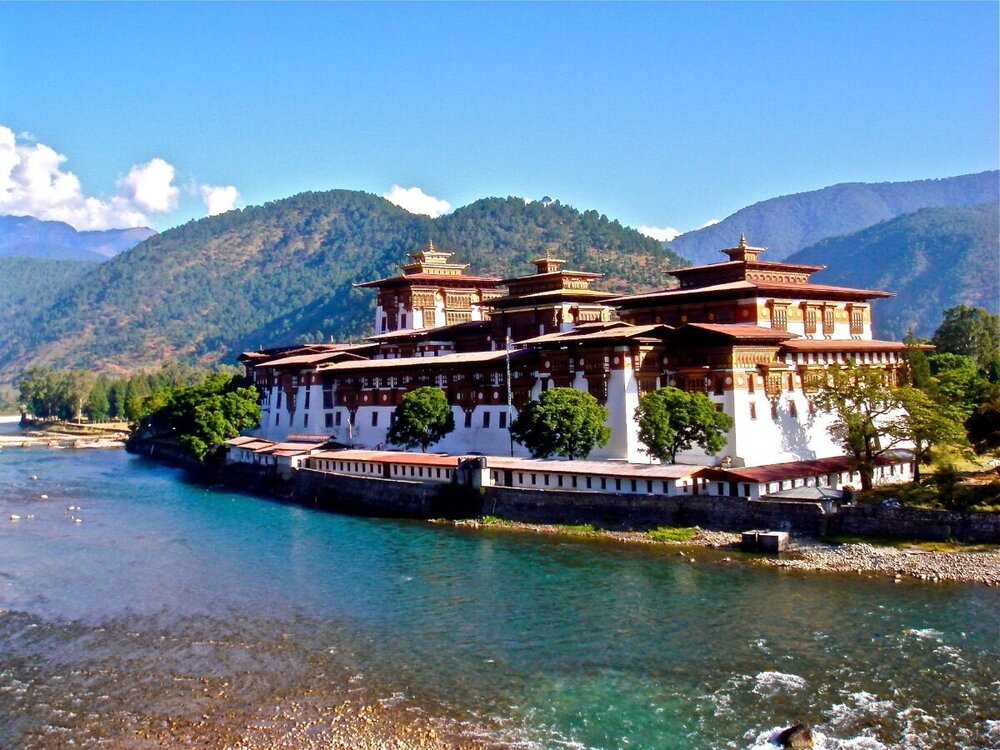 Punakha_Dzong1.thumb.jpg.c9c96dcb72c62e6f16233f5139ed4423.jpg