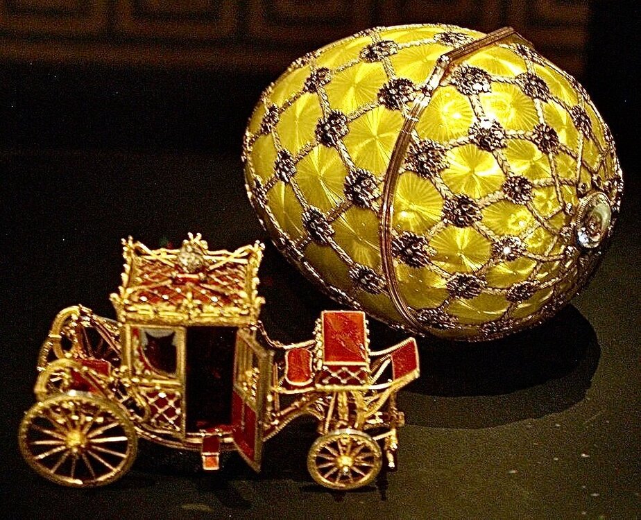 Faberge_egg_Rome_05.thumb.jpg.f08e5627a963c9e19c1bff55ff941784.jpg