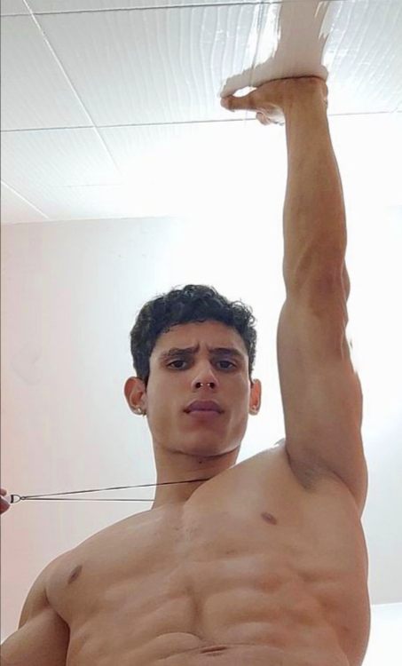 Arnold Black181.png