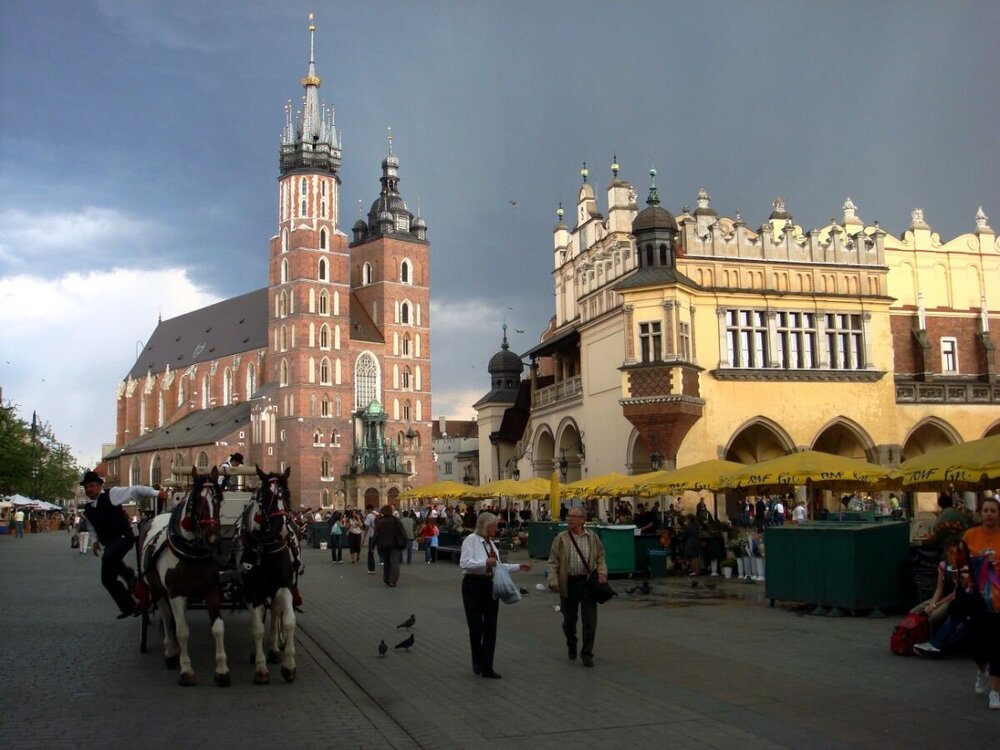 Krakow1.thumb.jpg.94b5c91552f952747d2cc4fcf1de8263.jpg