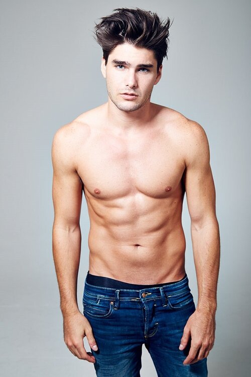 Charlie Matthews Two Management by Jose  Pope 3.jpg