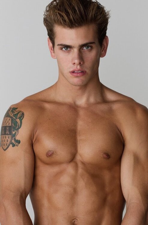 Charlie Preston BELLSOTO1.jpg