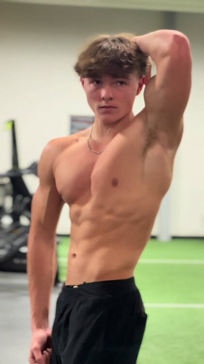 Evan Vanderzanden877.jpg