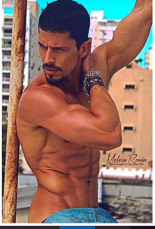 Melvin Roman569.jpg