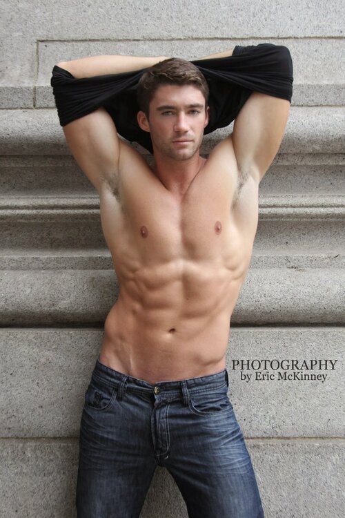 Austen Gravett7185l.jpg