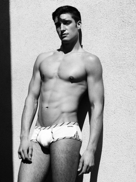 Austin Otto-new_york_models-10-17.52.41-637x850.jpg