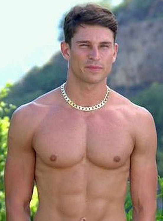 Joey Essex539.png