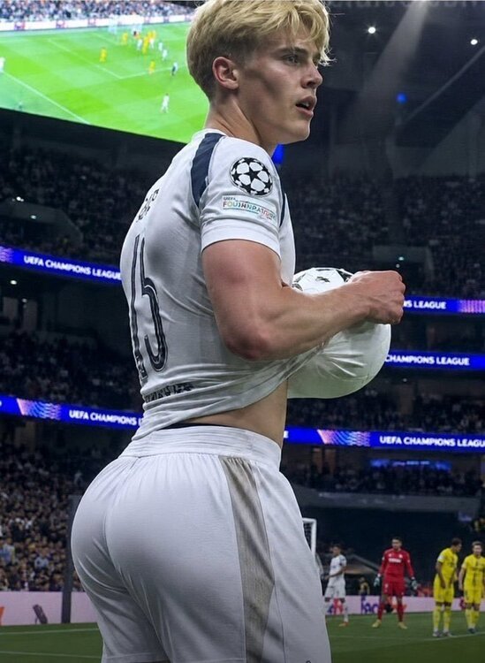 Lucas Bergvall29.jpg