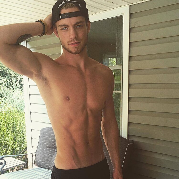 Dustin McNeer482.jpg