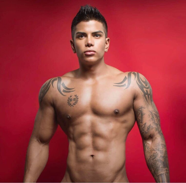 OscarAlonso1562.thumb.jpg.45168c3953953501c8201a07e5bae95f.jpg