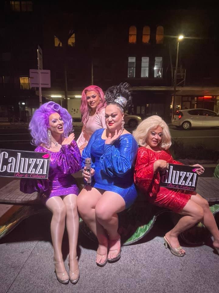 Caluzzi Bar & Cabaret